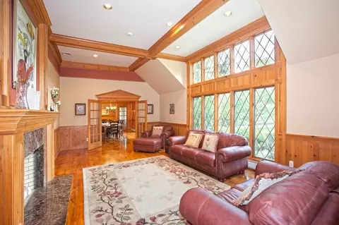 7 Christopher Pl, Saddle River, NJ 07458 photo 4
