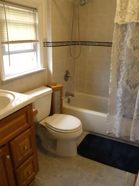 75 Rowland Ave, Hackensack, NJ 07601 photo 12