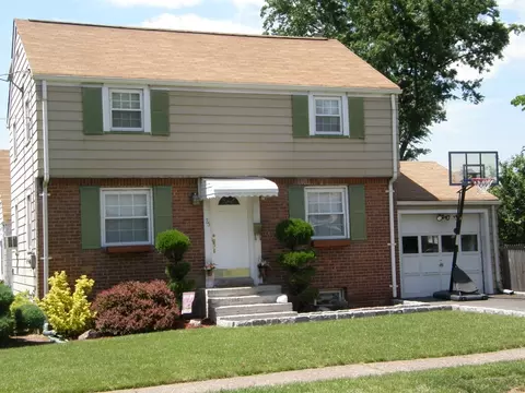 75 Rowland Ave, Hackensack, NJ 07601 photo 1