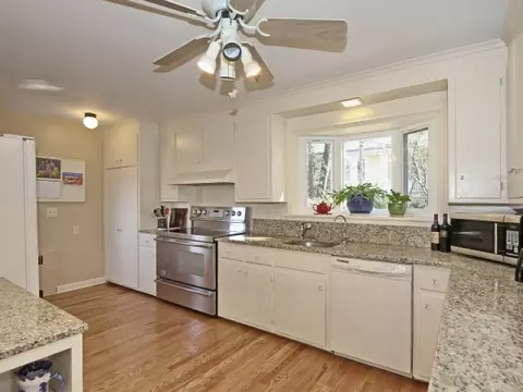 7 Blackburn Pl, Summit, NJ 07901 photo 9