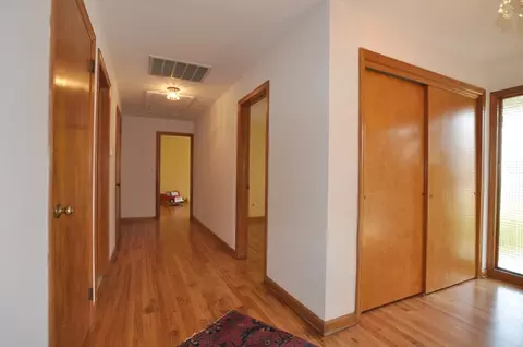 370 Plainfield Ave, Berkeley Heights, NJ 07922 photo 9