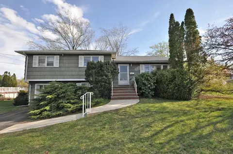 11 Lincoln Pl, Wayne, NJ 07470 photo 1