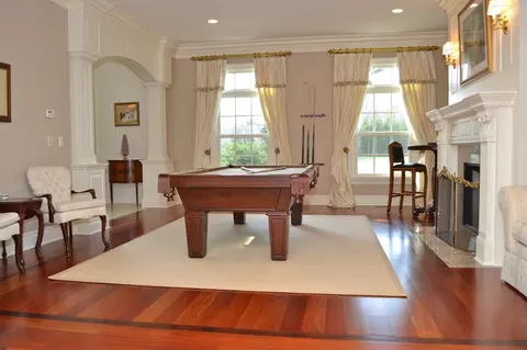 4 Trailside Pl, Saddle River, NJ 07458 photo 3