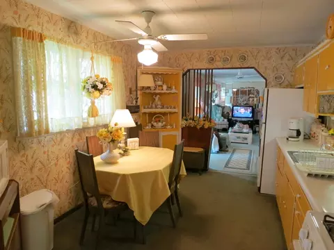 309 Clinton Ave, Middlesex, NJ 08846 photo 6