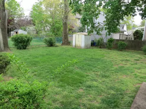309 Clinton Ave, Middlesex, NJ 08846 photo 15