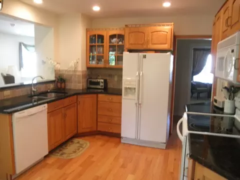 9 Summit Dr, Wayne, NJ 07470 photo 7