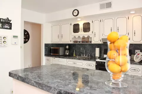 24 Goodwill Pl, Edison Twp, NJ 08837 photo 9