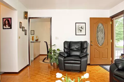 24 Goodwill Pl, Edison Twp, NJ 08837 photo 2