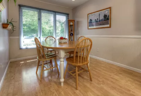 8 Riggs Ct, Basking Ridge, NJ 07920 photo 3