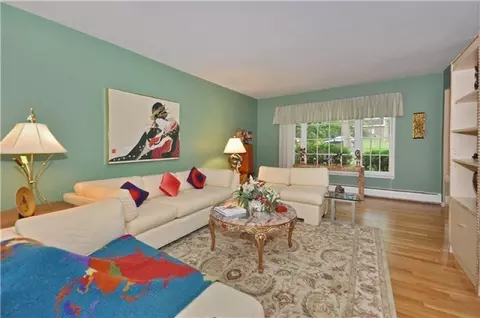 26 Arundel Rd, Wayne, NJ 07470 photo 3