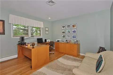 26 Arundel Rd, Wayne, NJ 07470 photo 9