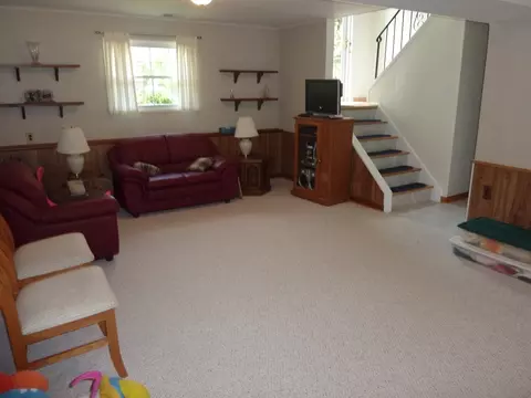 8 Jay Ct, Hackettstown, NJ 07840 photo 10