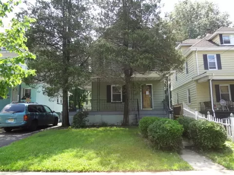 1021 W 4th St, Plainfield, NJ 07063 photo 2