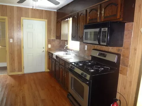 1021 W 4th St, Plainfield, NJ 07063 photo 7