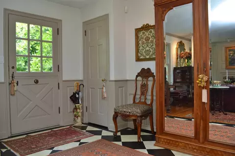 230 E Saddle River Rd, Saddle River, NJ 07458 photo 2