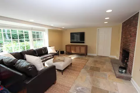 37 Tanglewood Dr, Summit, NJ 07901 photo 20