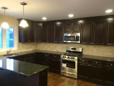 8 Park Pl, Middlesex, NJ 08846 photo 2