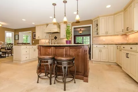 20 Ridge Dr E, Berkeley Heights, NJ 07922 photo 7