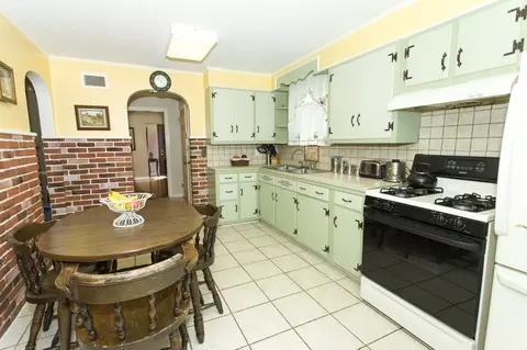 335 Trinity Pl, Hillside, NJ 07205 photo 8
