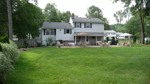 130 Oak St, Dover, NJ 07801 photo 2