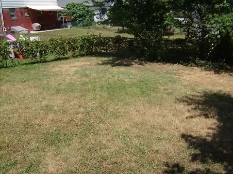 511 Walnut St, Middlesex, NJ 08846 photo 2