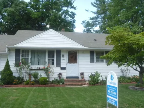 628 Warfield Rd, North Plainfield, NJ 07063 photo 1