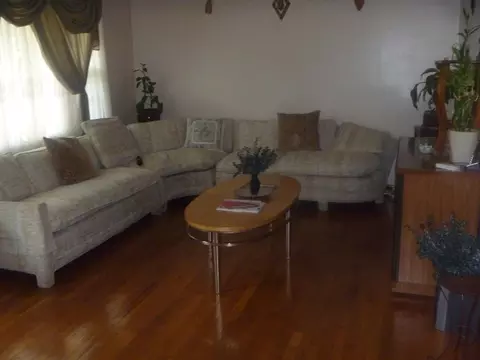 628 Warfield Rd, North Plainfield, NJ 07063 photo 2