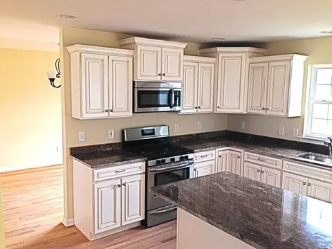 207 Fairview Ave, Middlesex, NJ 08846 photo 7