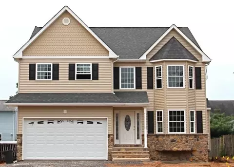 207 Fairview Ave, Middlesex, NJ 08846 photo 1