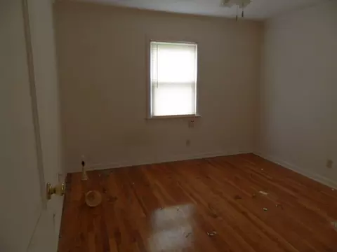 416 Cook Ave, Middlesex, NJ 08846 photo 4