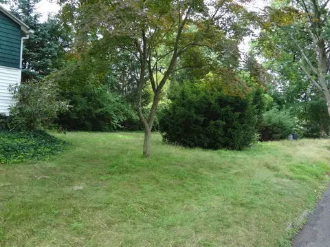 45 Harrison Ave, North Plainfield, NJ 07060 photo 2