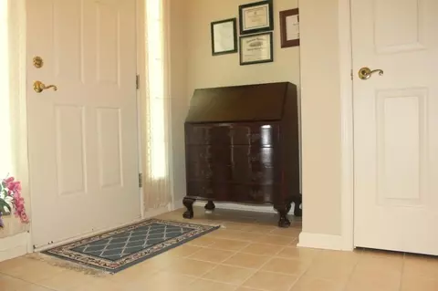 2 Mackey Dr, Belvidere, NJ 07823 photo 3