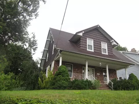19 Hampton Pl, Nutley, NJ 07110 photo 2