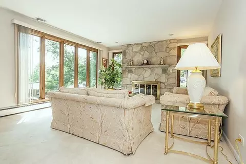 210 Gates Ave, Gillette, NJ 07933 photo 4