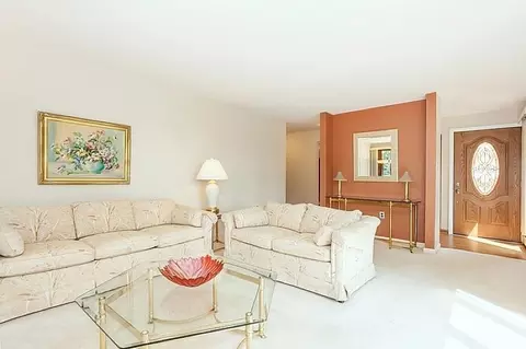 210 Gates Ave, Gillette, NJ 07933 photo 3