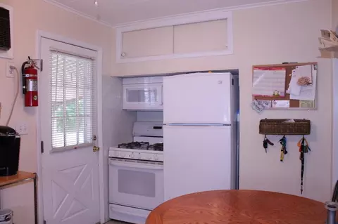 428 Lorraine Ave, Middlesex, NJ 08846 photo 5