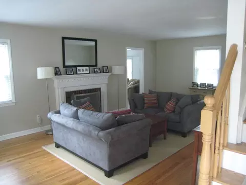 200 Chestnut Dr, Wayne, NJ 07470 photo 2