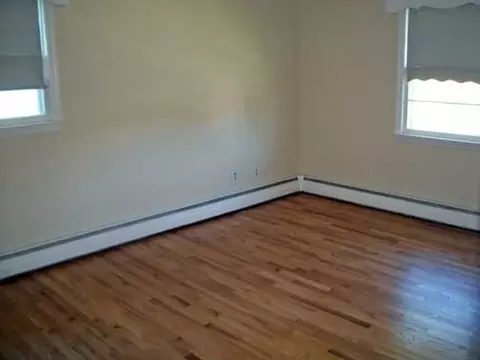 237 Valley Rd, Clark, NJ 07066 photo 4