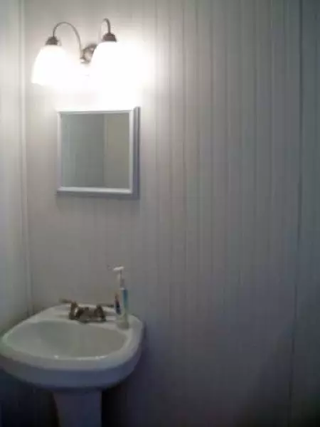237 Valley Rd, Clark, NJ 07066 photo 11