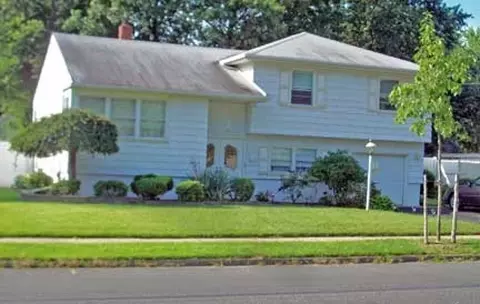 237 Valley Rd, Clark, NJ 07066 photo 1