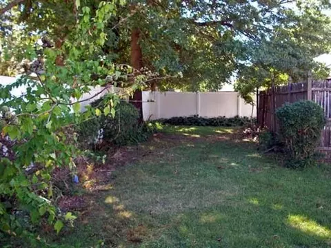 237 Valley Rd, Clark, NJ 07066 photo 21