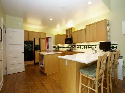 71 Overlook Rd, Montclair, NJ 07043 photo 10