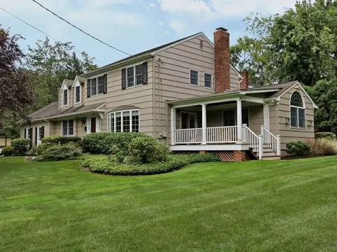 1060 Mountain Ave, Berkeley Heights, NJ 07922 photo 2