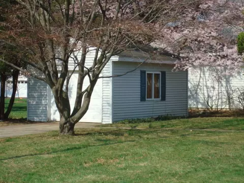 92 Main St, Succasunna, NJ 07876 photo 3