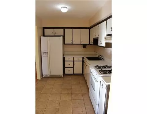22 Pheasant Run, Edison, NJ 08820 photo 4