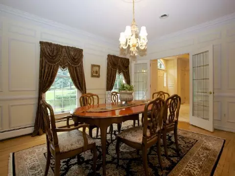 38 Cameron Rd, Saddle River, NJ 07458 photo 11