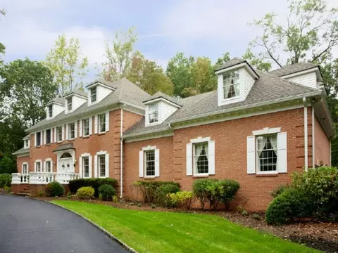 38 Cameron Rd, Saddle River, NJ 07458 photo 3