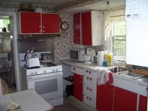 132 E Prospect St, Waldwick, NJ 07463 photo 5