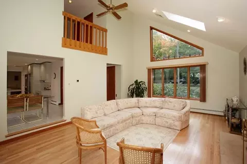 90 Springbrook Dr, Gillette, NJ 07933 photo 6