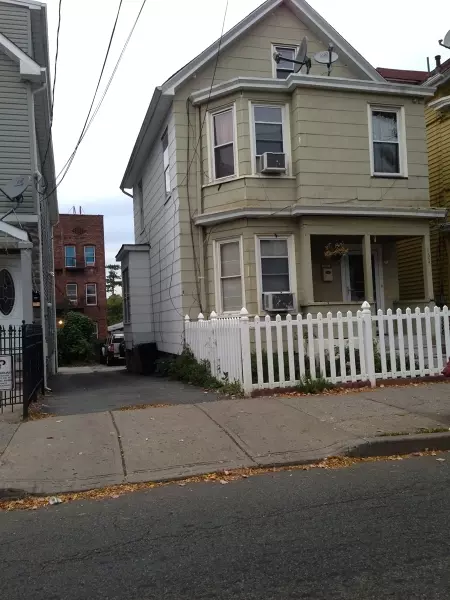 160 Howe Ave, Passaic, NJ 07055 photo 1